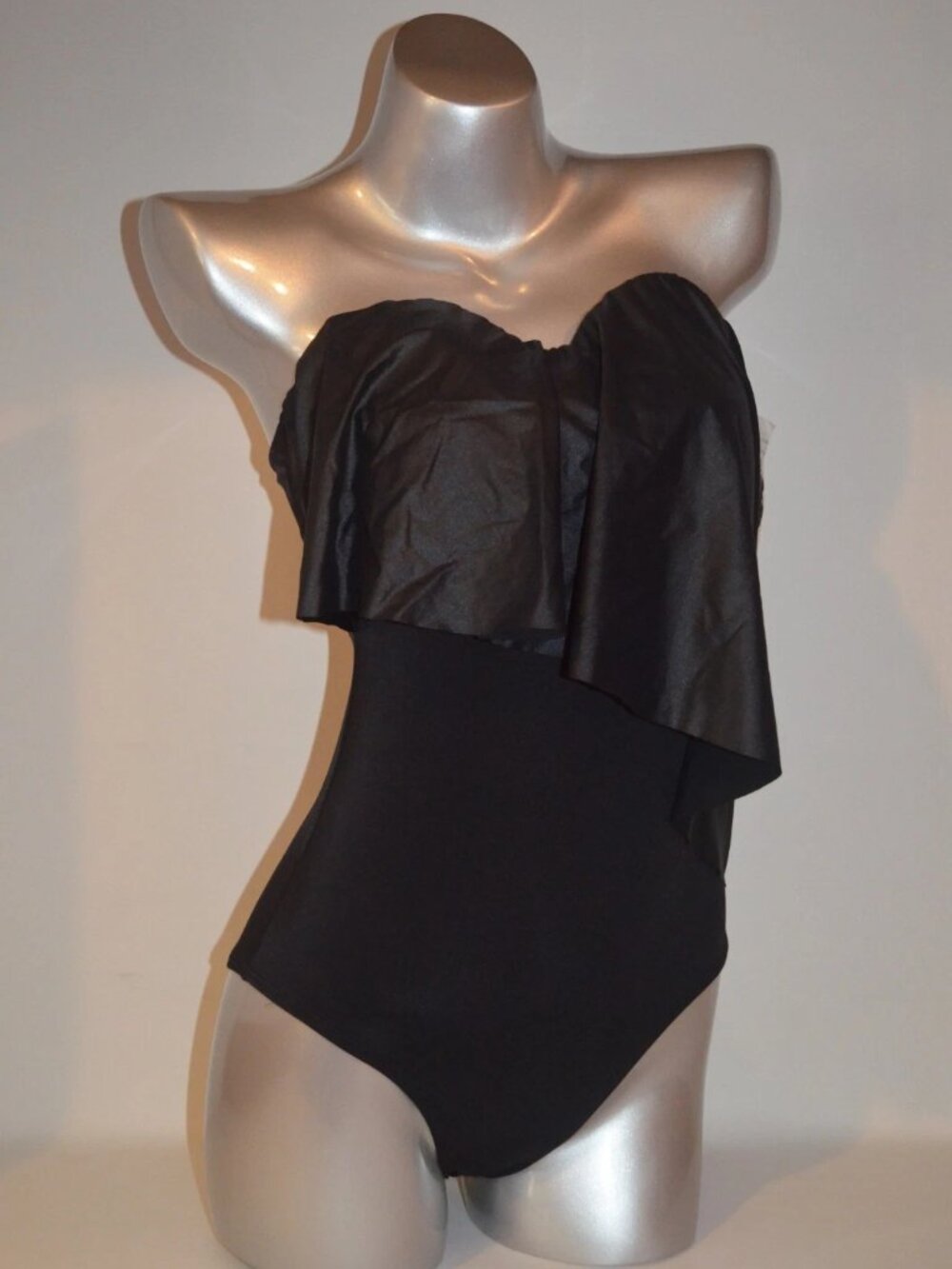 Brand New Victoria's Secret Women's Black One-Piece Size 8B